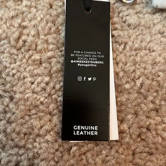 NWT Aimee Kestenberg Ashley Leather Pouch Card Case - Picture 2 of 8